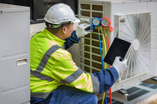 Professional Hvac technician working in Columbus, NJ